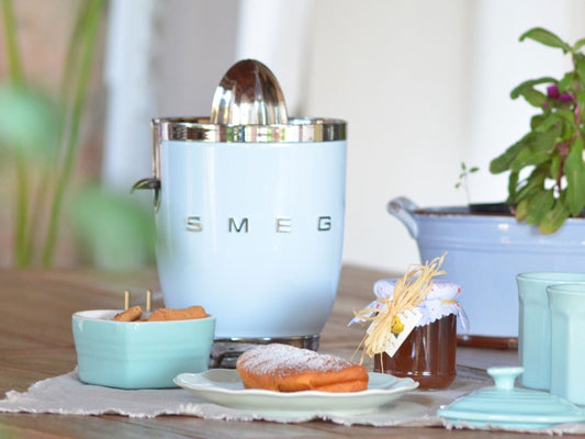 3 jugos gourmet con tu Exprimidor SMEG CJF01 | Recetas 2025