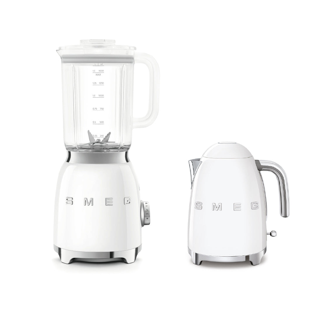 Combo Smeg, Licuadora + Hervidor, Color Blanco