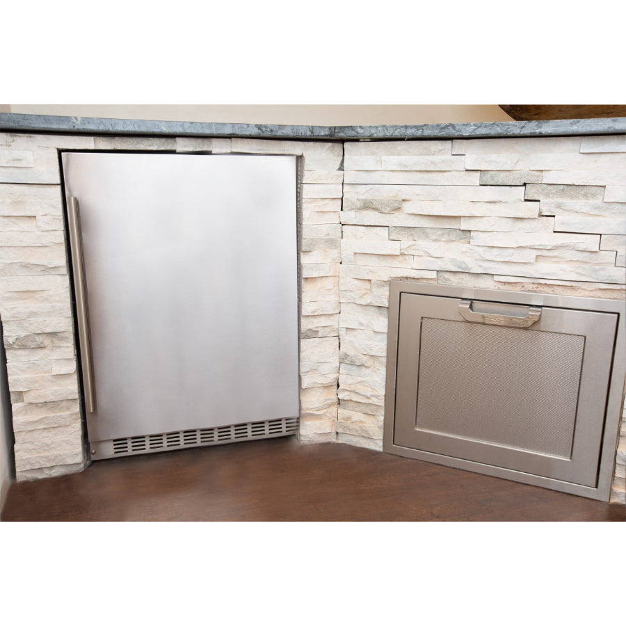 REFRIGERADOR 24" AZURE CON PUERTA DE ACERO INOXIDABLE