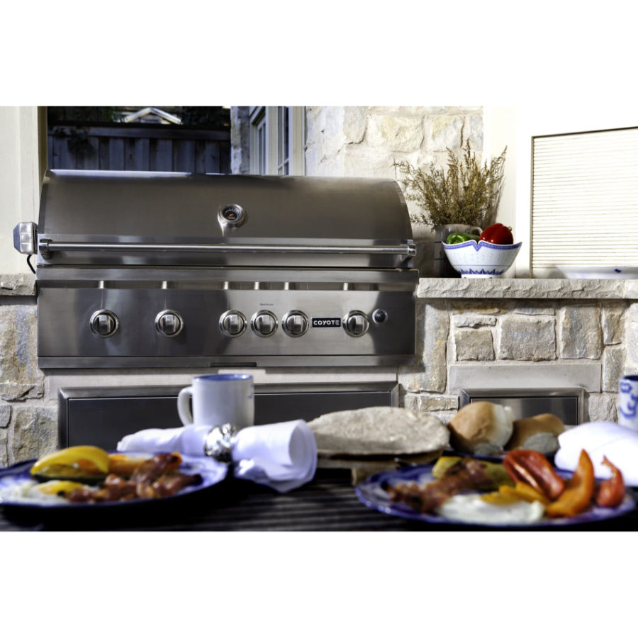 Parrilla a Gas Serie S Coyote 42"