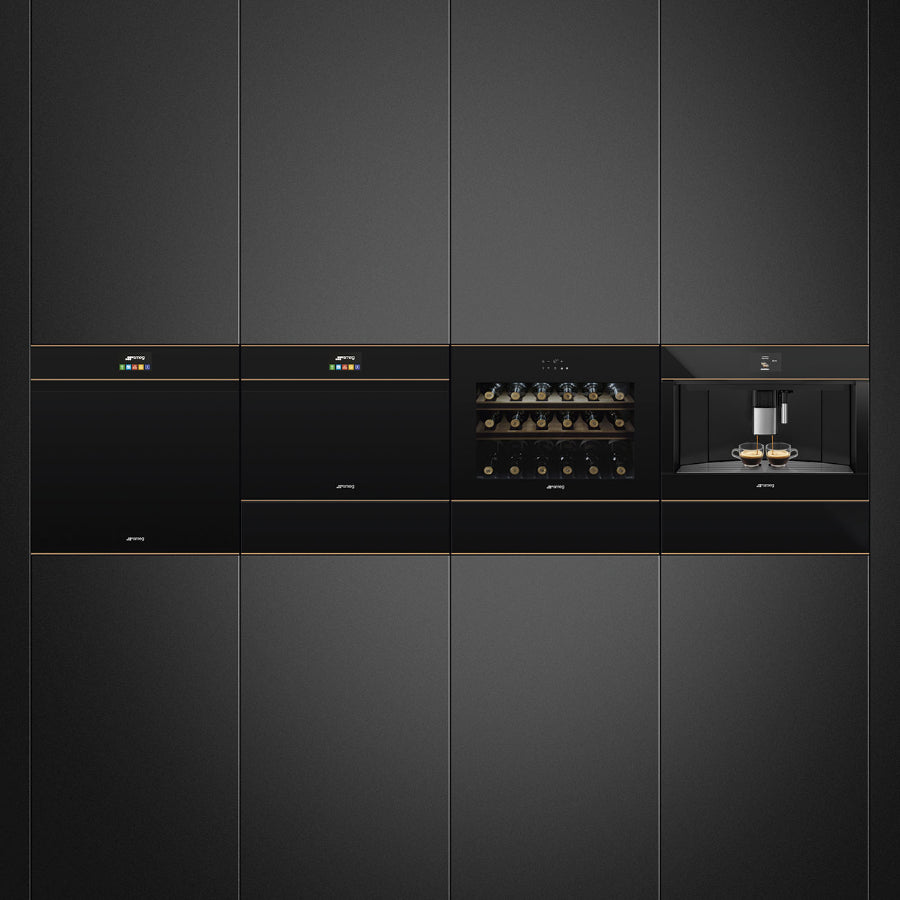 Cajón Calentador Dolce Stil Novo Smeg Color Negro