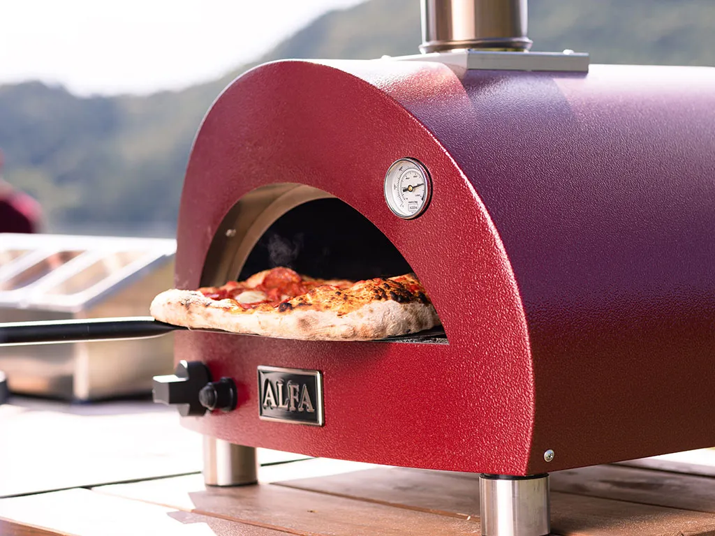 Horno de Pizza Moderno Portable A Gas Color Rojo