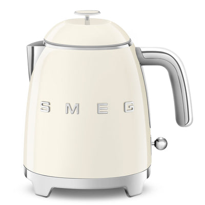 Mini Hervidor retro color crema Smeg
