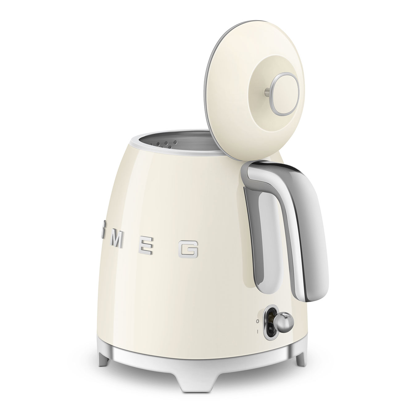 Mini Hervidor retro color crema Smeg